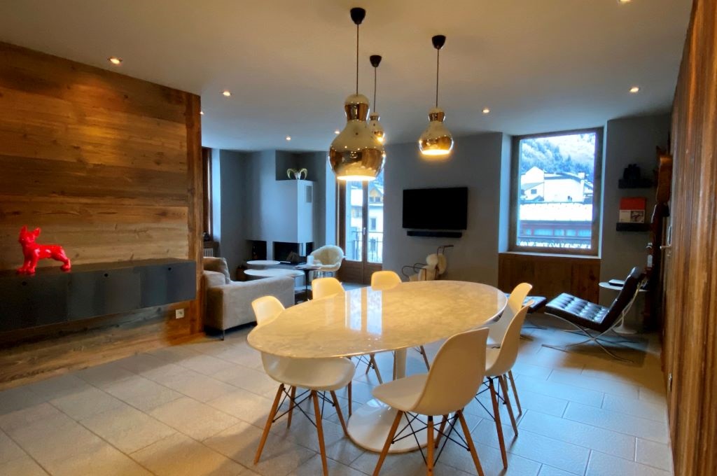 Salon et salle à manger de l'appartement